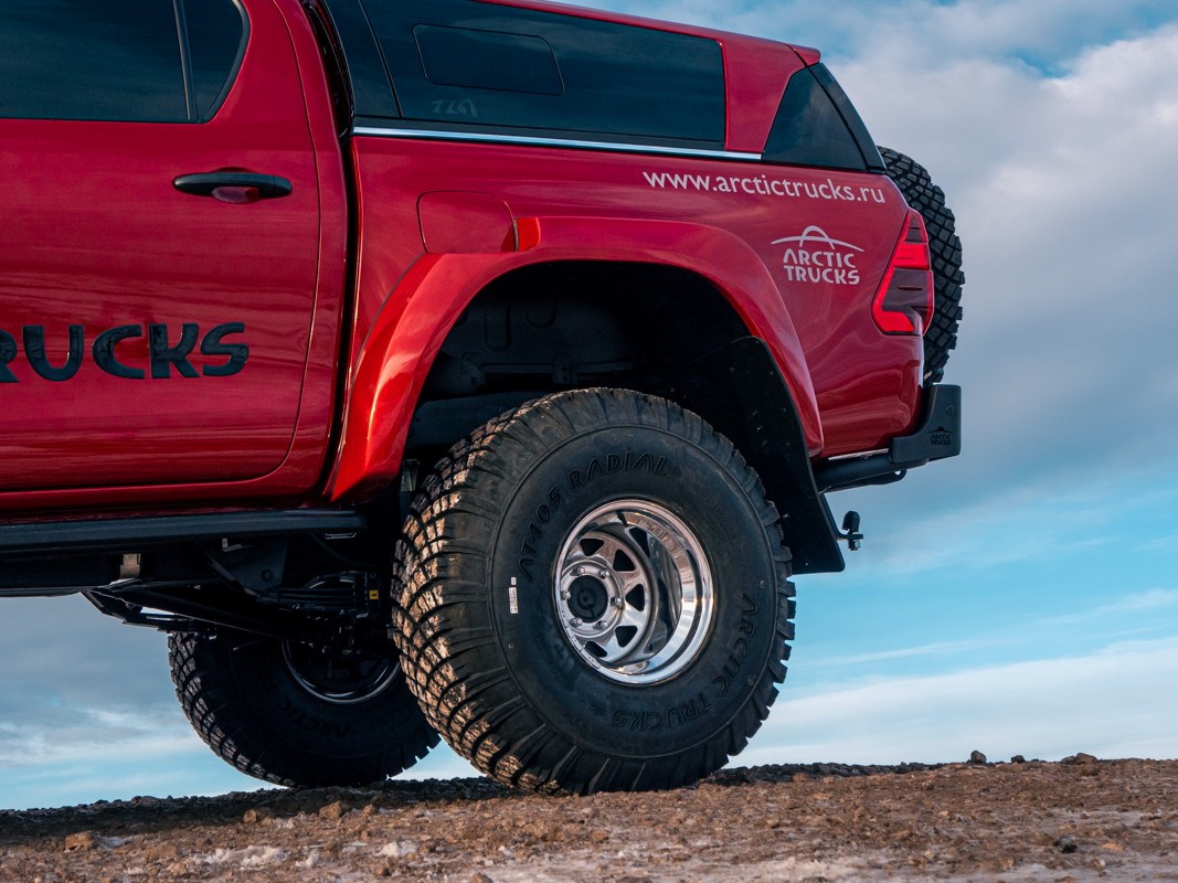 TOYOTA HILUX AT38