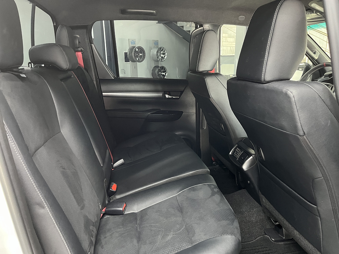 Toyota Hilux 4576