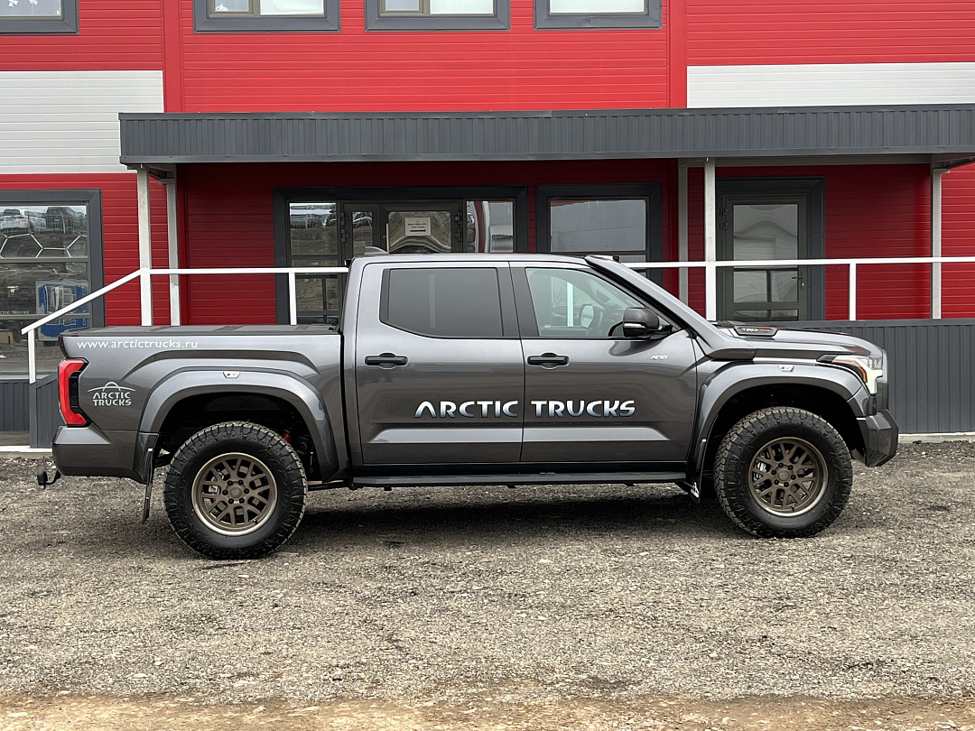 Toyota Tundra AT37 2472