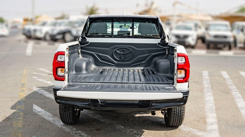 Hilux *3729