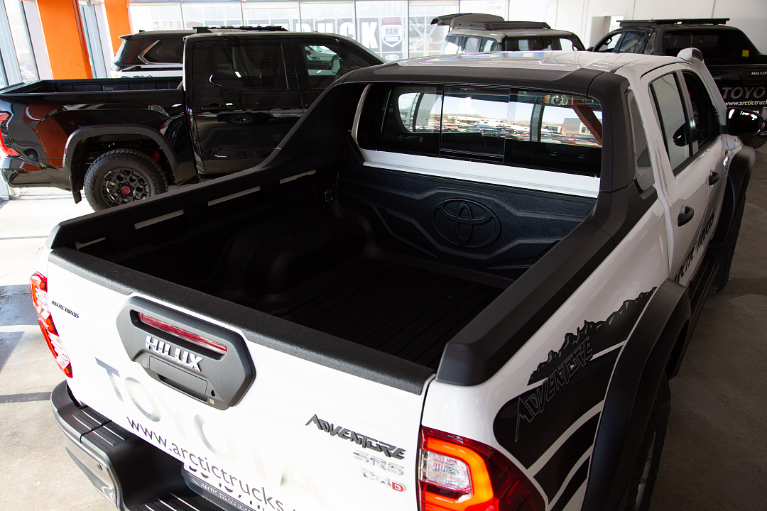 Toyota Hilux 5311
