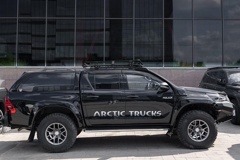 Toyota Hilux 4300