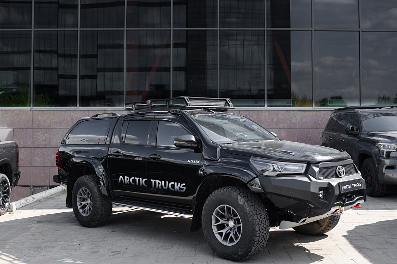 Toyota Hilux 4300