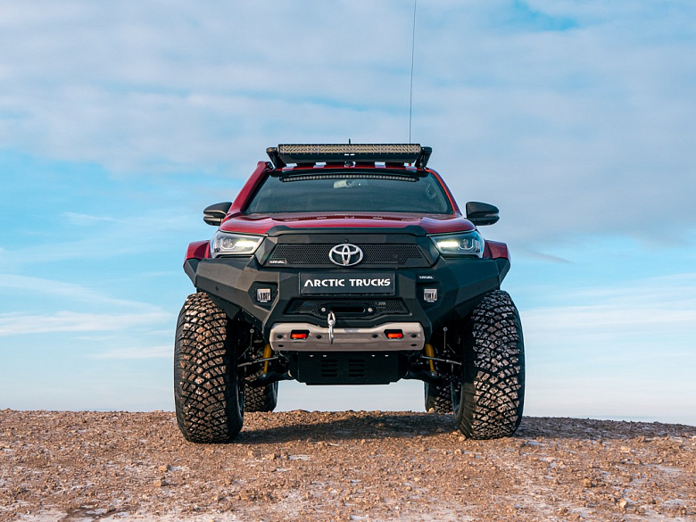 TOYOTA HILUX AT38