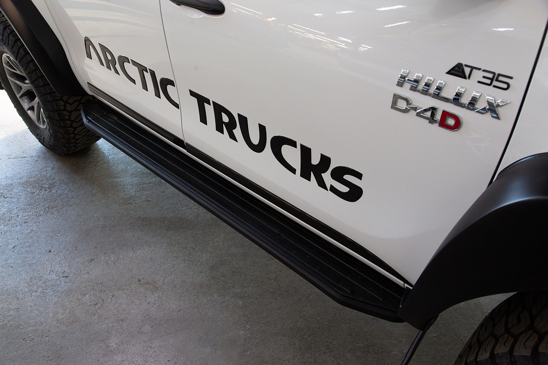 Toyota Hilux 5311