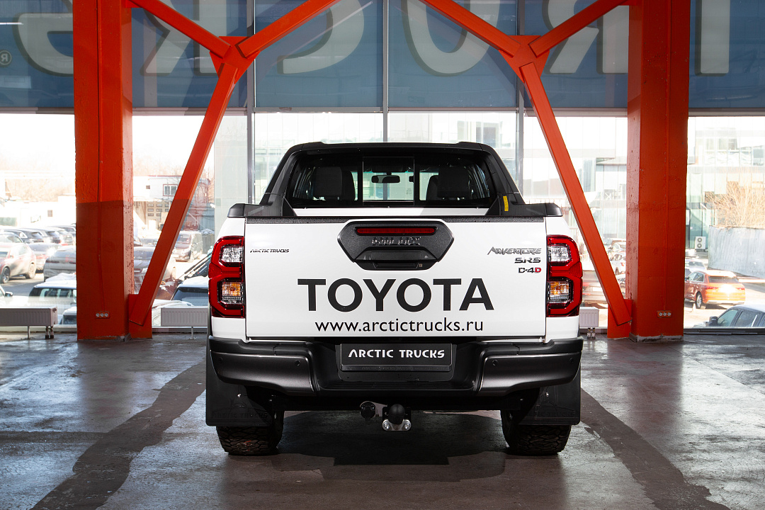 Toyota Hilux 5311