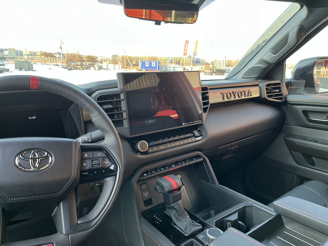 Toyota Tundra AT37 2472