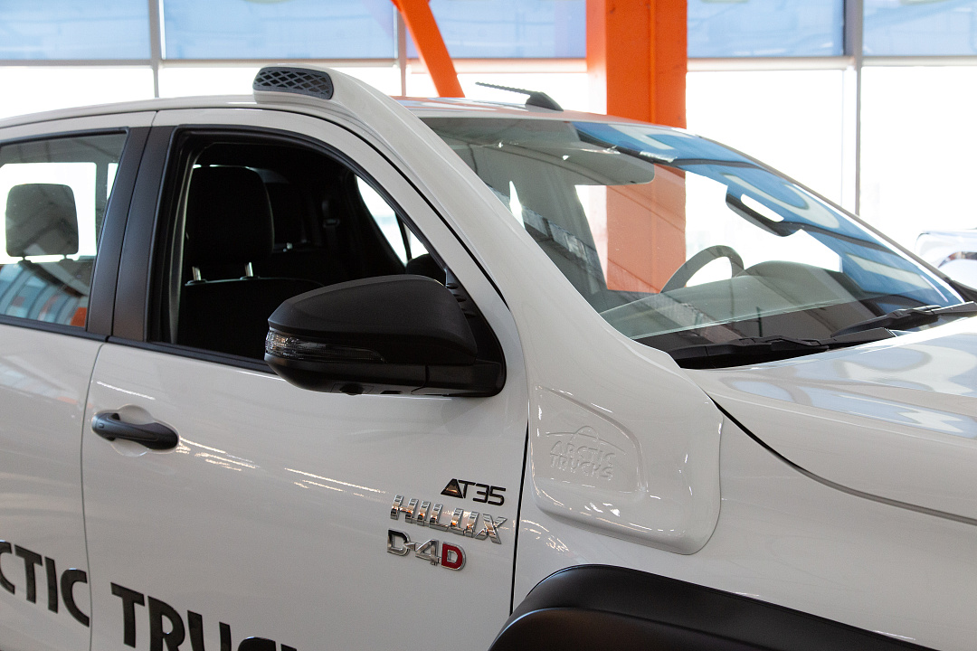 Toyota Hilux 5311
